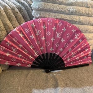 Pink Designer-Style Folding Hand Fan